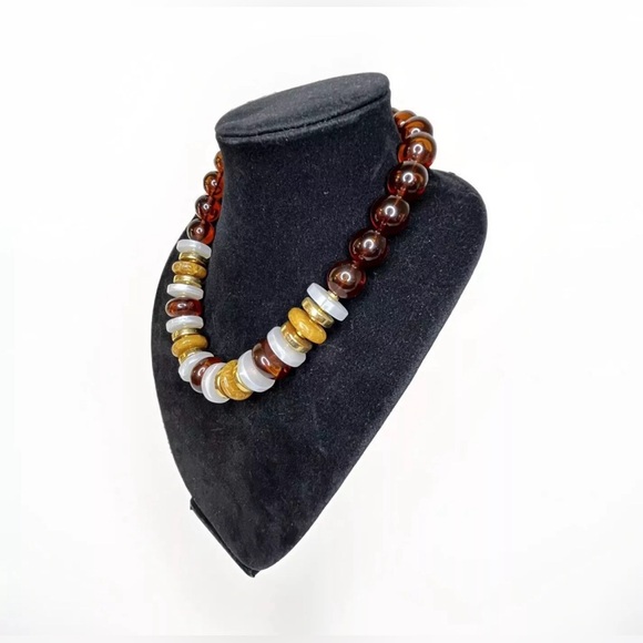 Vintage Amber Lucite Graduated Beaded 19” Chunky Necklace Gold Tone - Picture 2 of 6